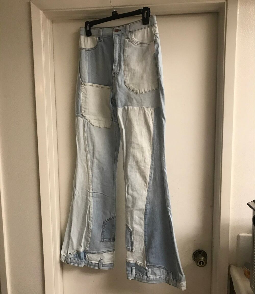 NWT~Akira Light Blue Denim Patchwork "Bottoms Up" Flare Leg Jeans Sz 11~$80 Valu